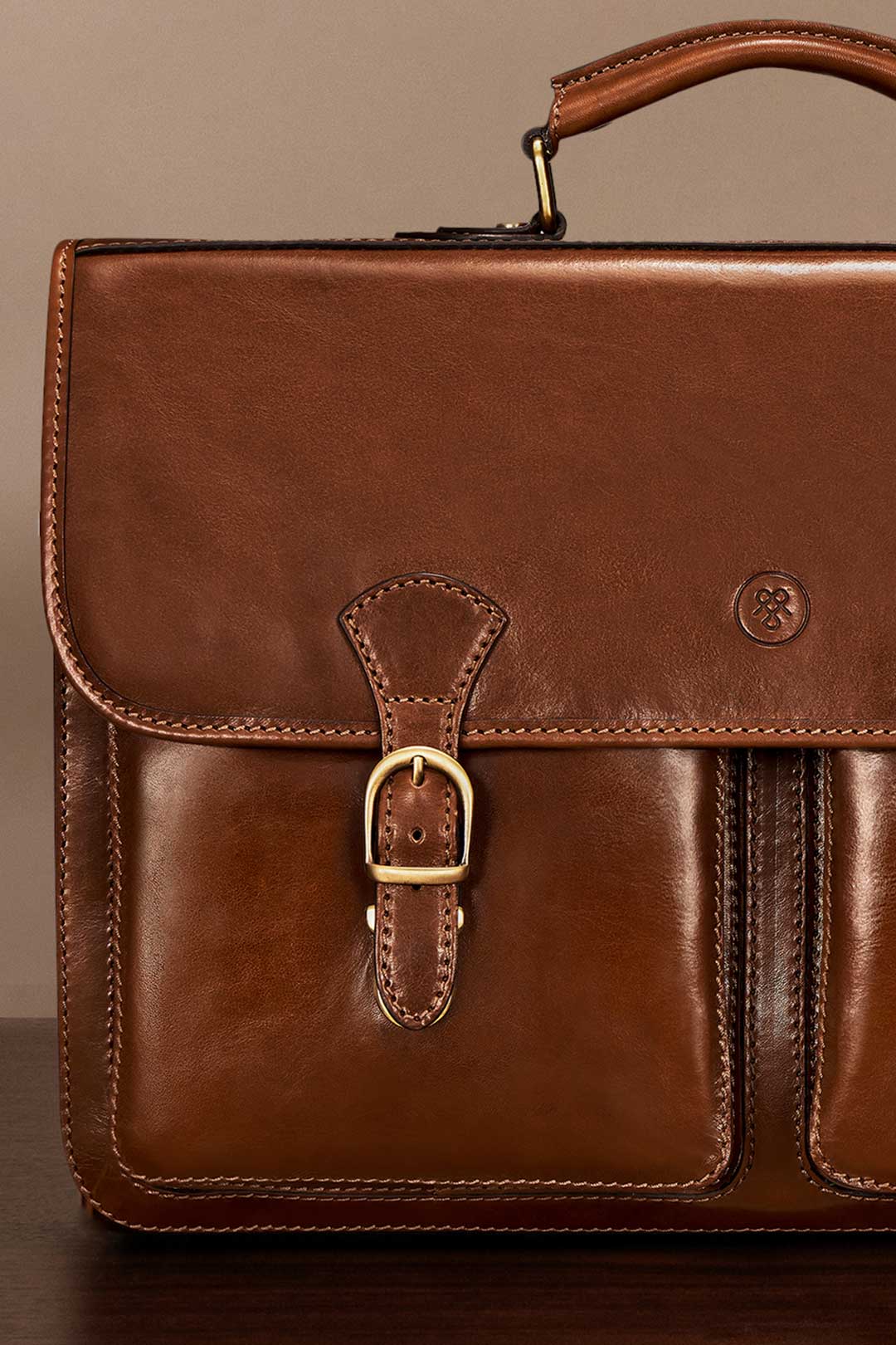 Leather macbook satchel front pockets for organised storage