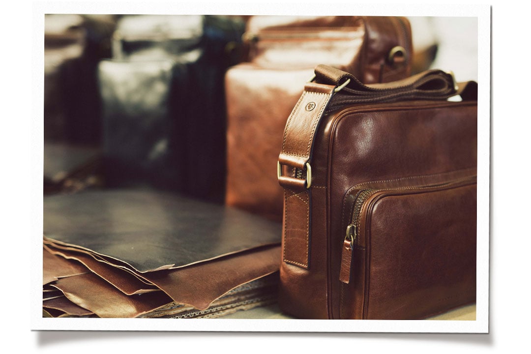 leather craft handmade in Italy