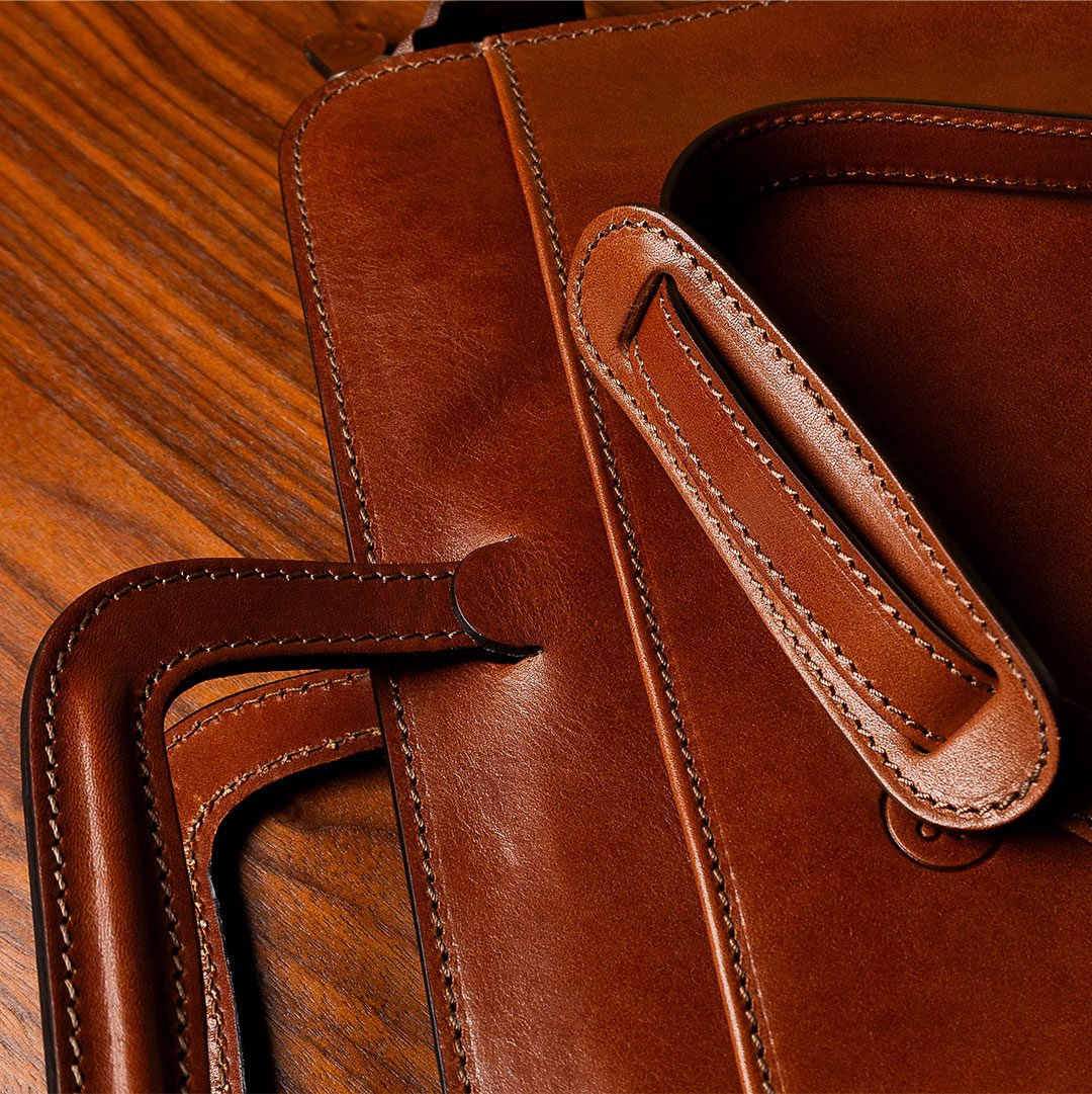 Slim leather briefcase with detachable shoulder strap