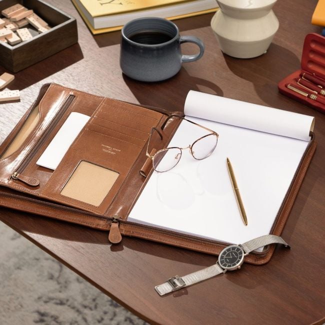 Dimaro Men's Italian Leather A4 Conference Folder - Maxwell-Scott