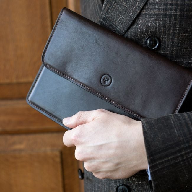 Torrino Men's Leather Travel Document Wallet - Maxwell-Scott