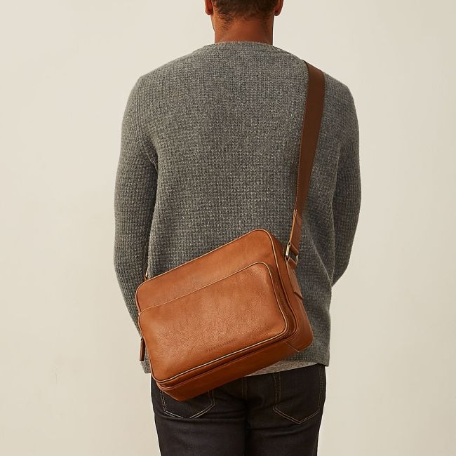 Santino Men's Leather Shoulder Bag | Luxury Italian Everyday Bag