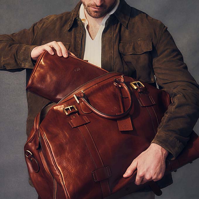 Luxury Travel Bags & Accessories for Men| Premium Italian Quality, 25-Year Guarantee Luxury Travel Bags & Accessories for Men| Premium Italian Quality, 25-Year Guarantee